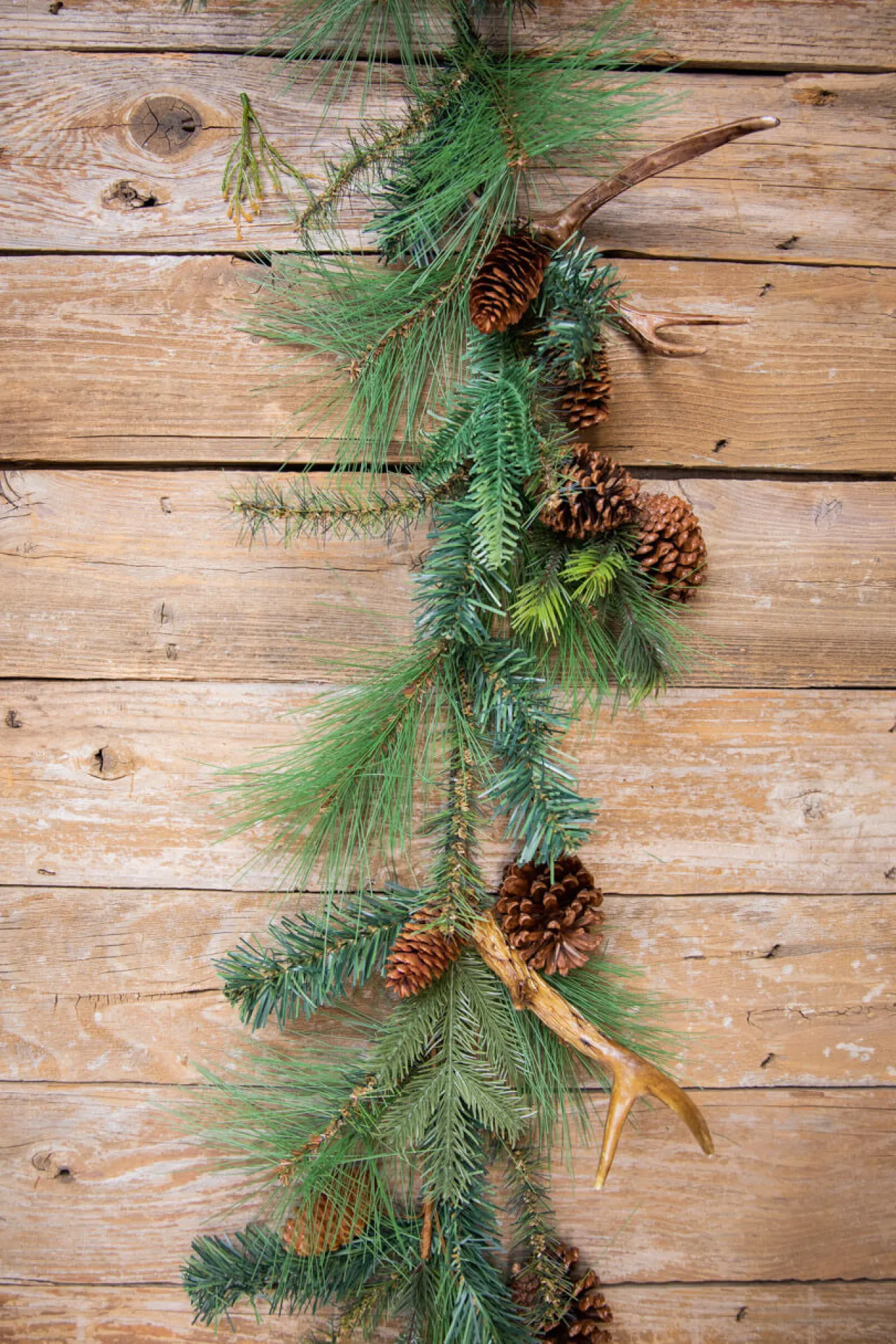 Fashion 6’ Christmas Pine & Antler Garland Christmas Garlands