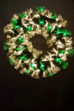 Best 24" Fiber Optic Wreath - Multicolor With White Christmas Wreaths