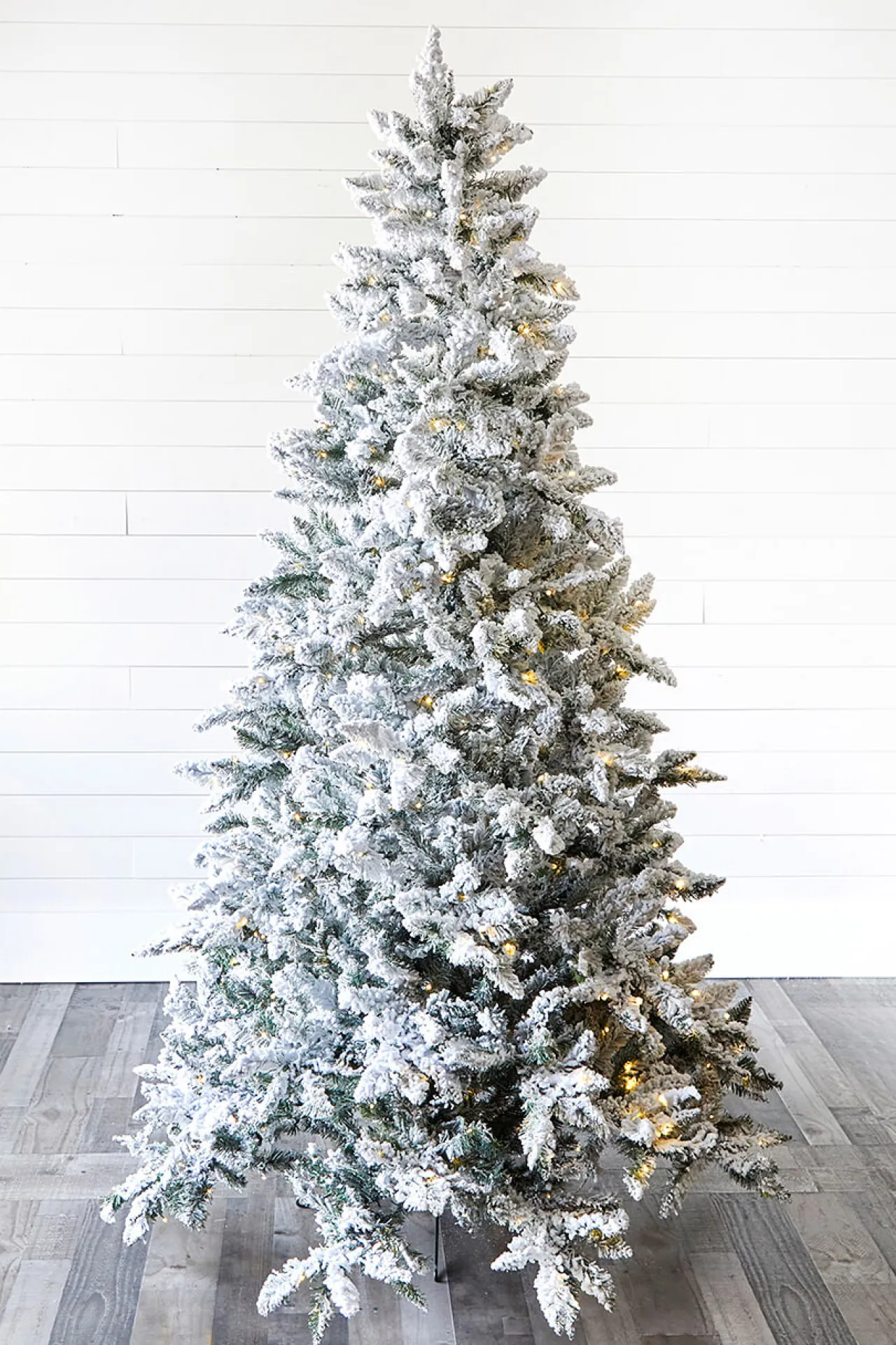 Best Sale 7.5' Flocked Aleutian Artificial Christmas Tree With 550 Color-Changing Lights Christmas Trees|Christmas Trees