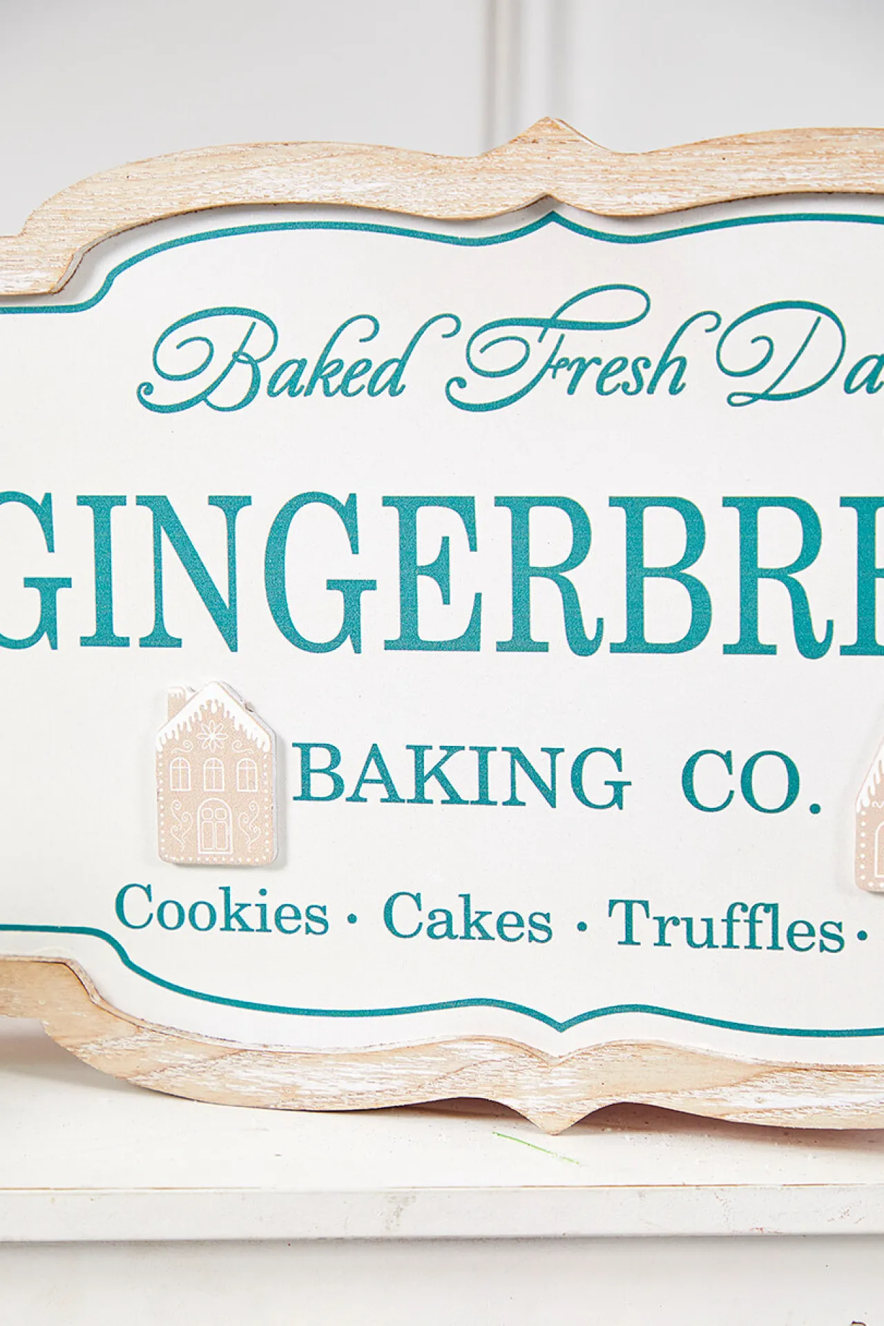 Fashion 15" Gingerbread Baking Sign Christmas Accents