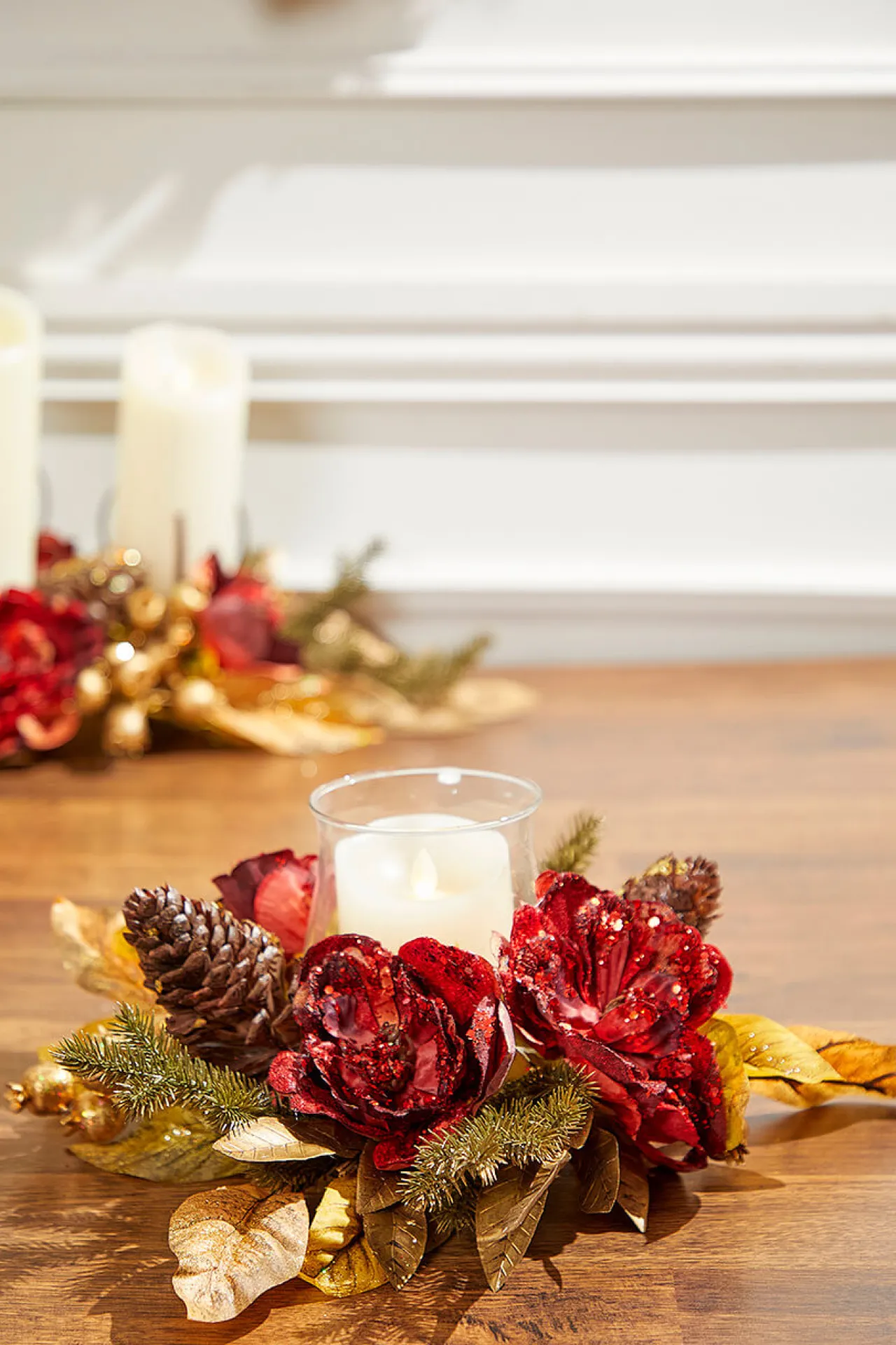Best Sale 14" Gold Peony Laurel Candle Holder Christmas Accents