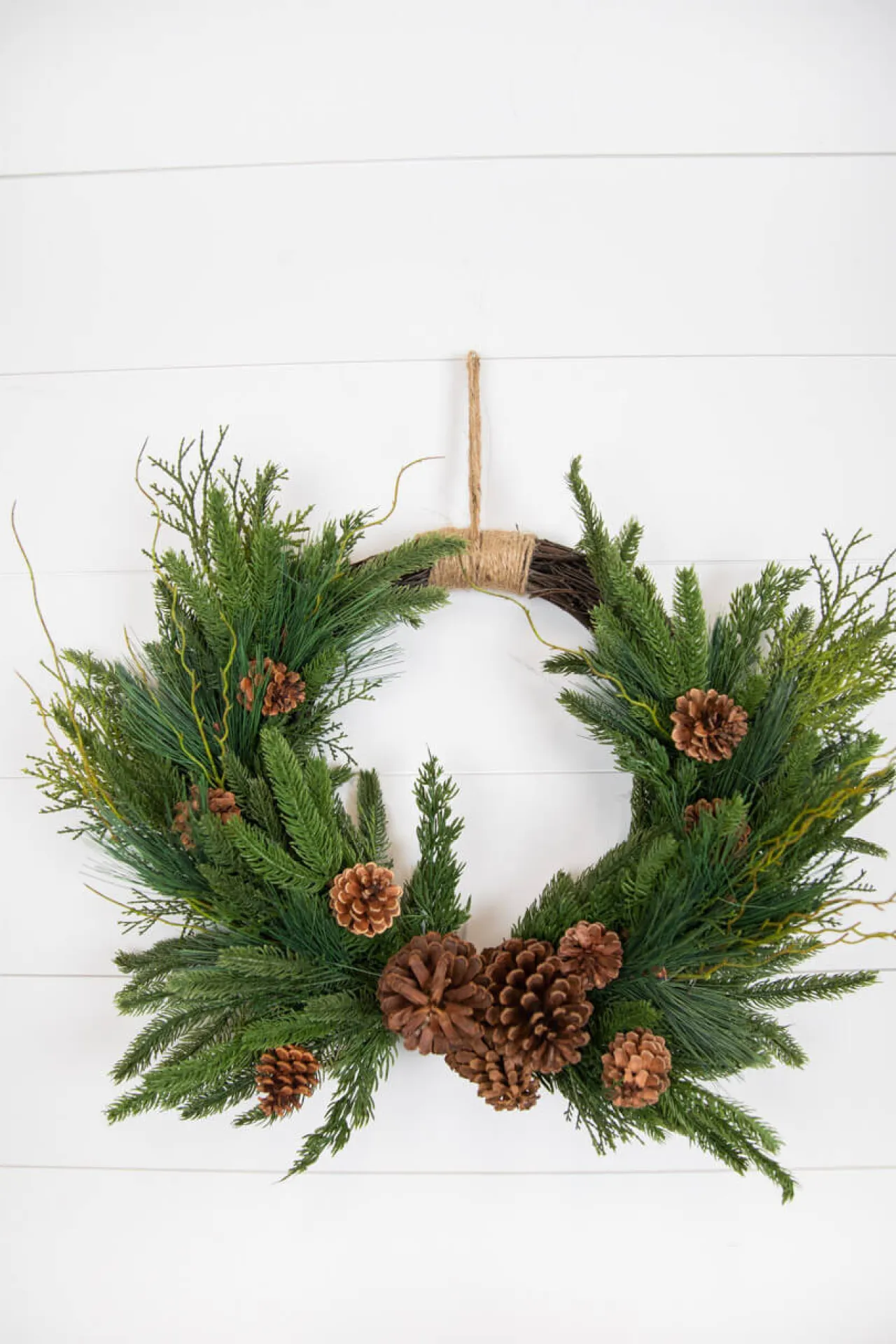 Shop 26” Mixed Greens With Pine Cones Swag Wreath Christmas Teardrops|Natural Greenery