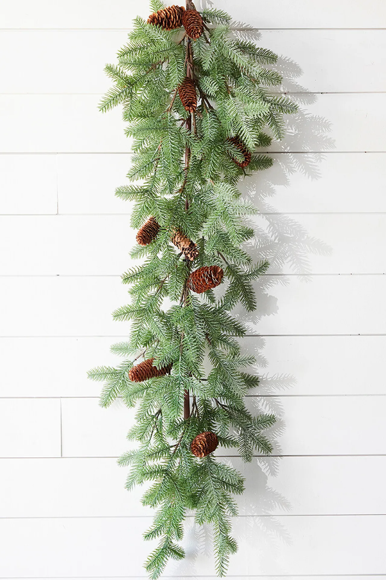 Flash Sale 45" PE Fir Pine With Cones Garland Christmas Garlands