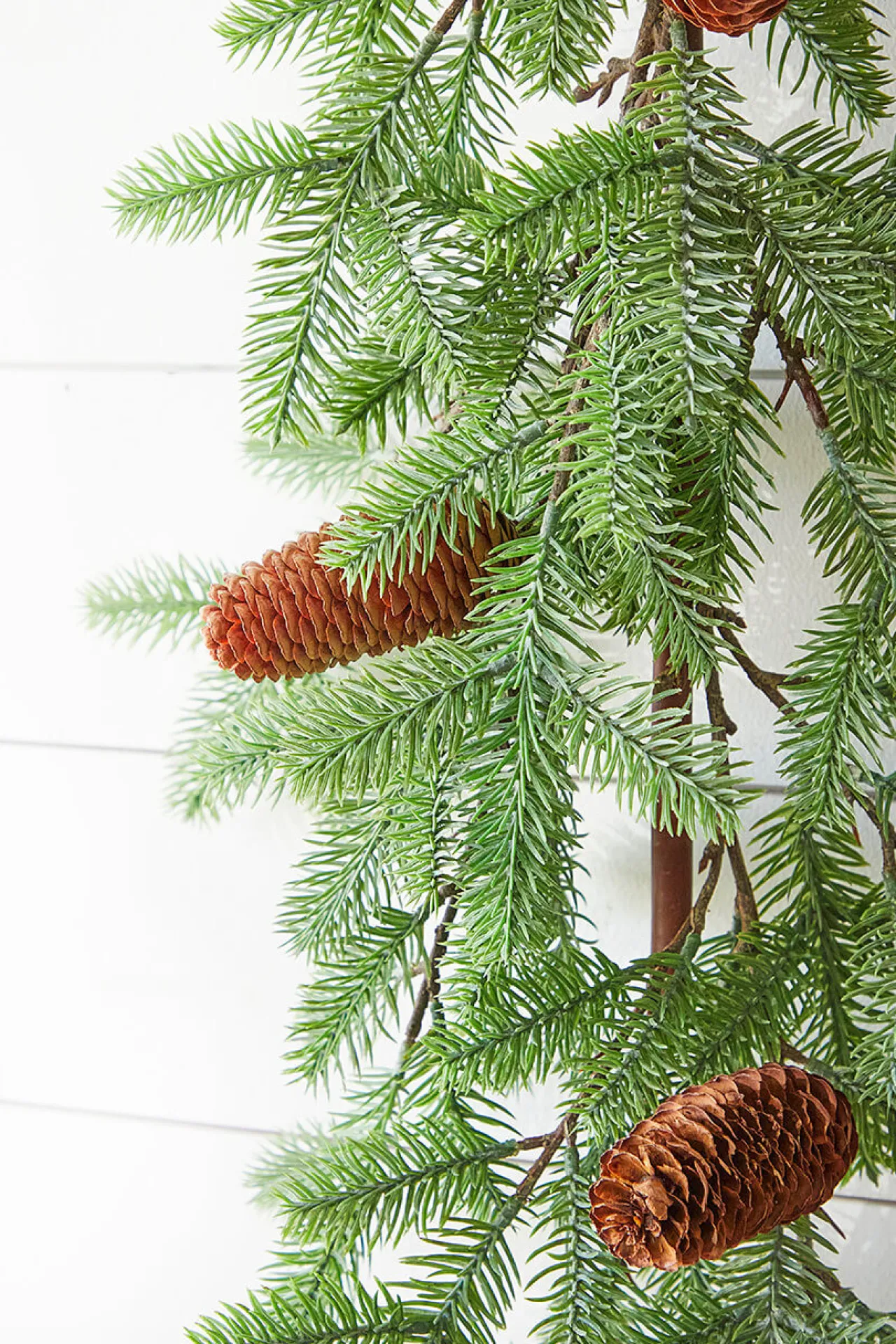 Flash Sale 45" PE Fir Pine With Cones Garland Christmas Garlands