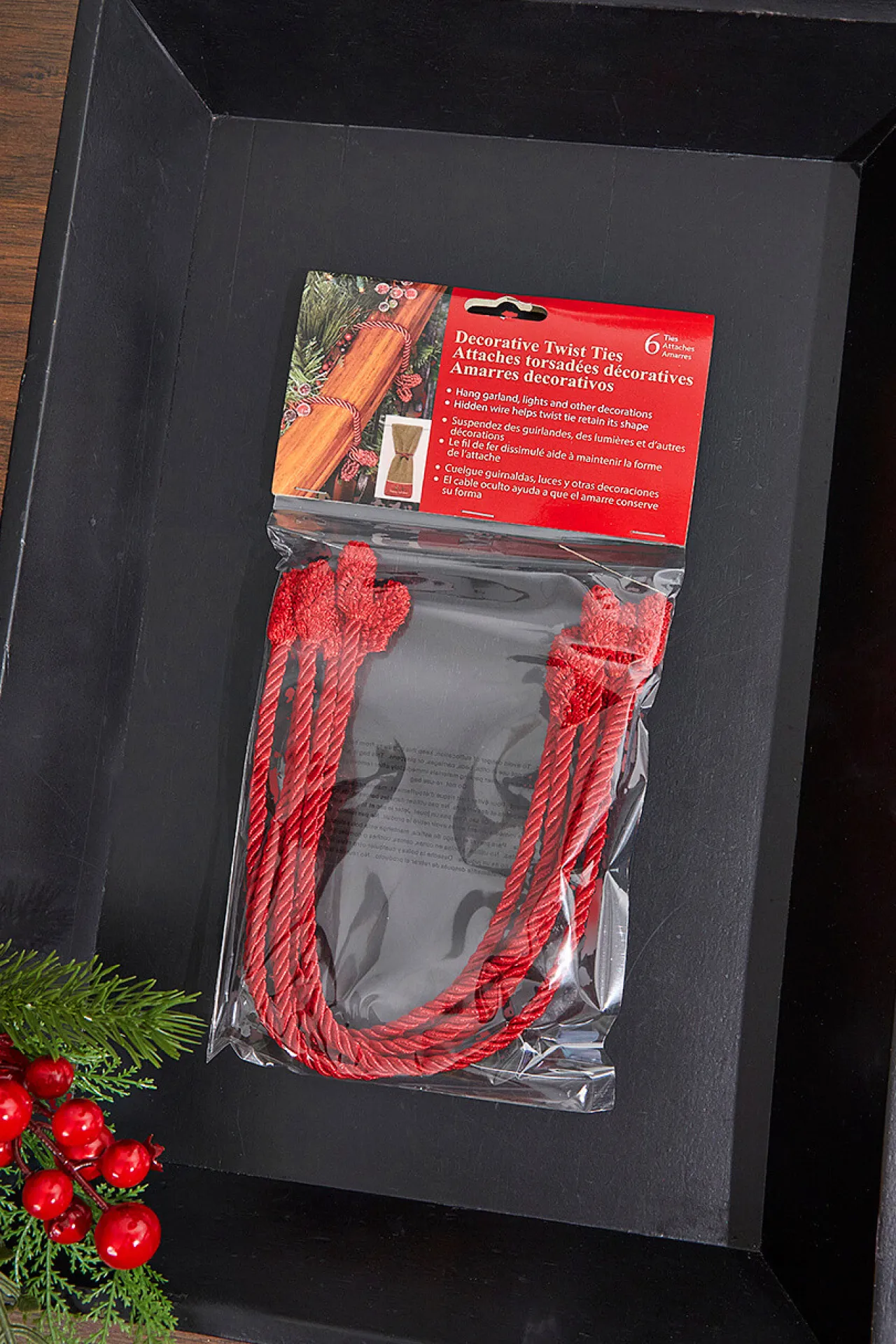 Cheap 16” Red Decorative Twist Ties Christmas Garlands
