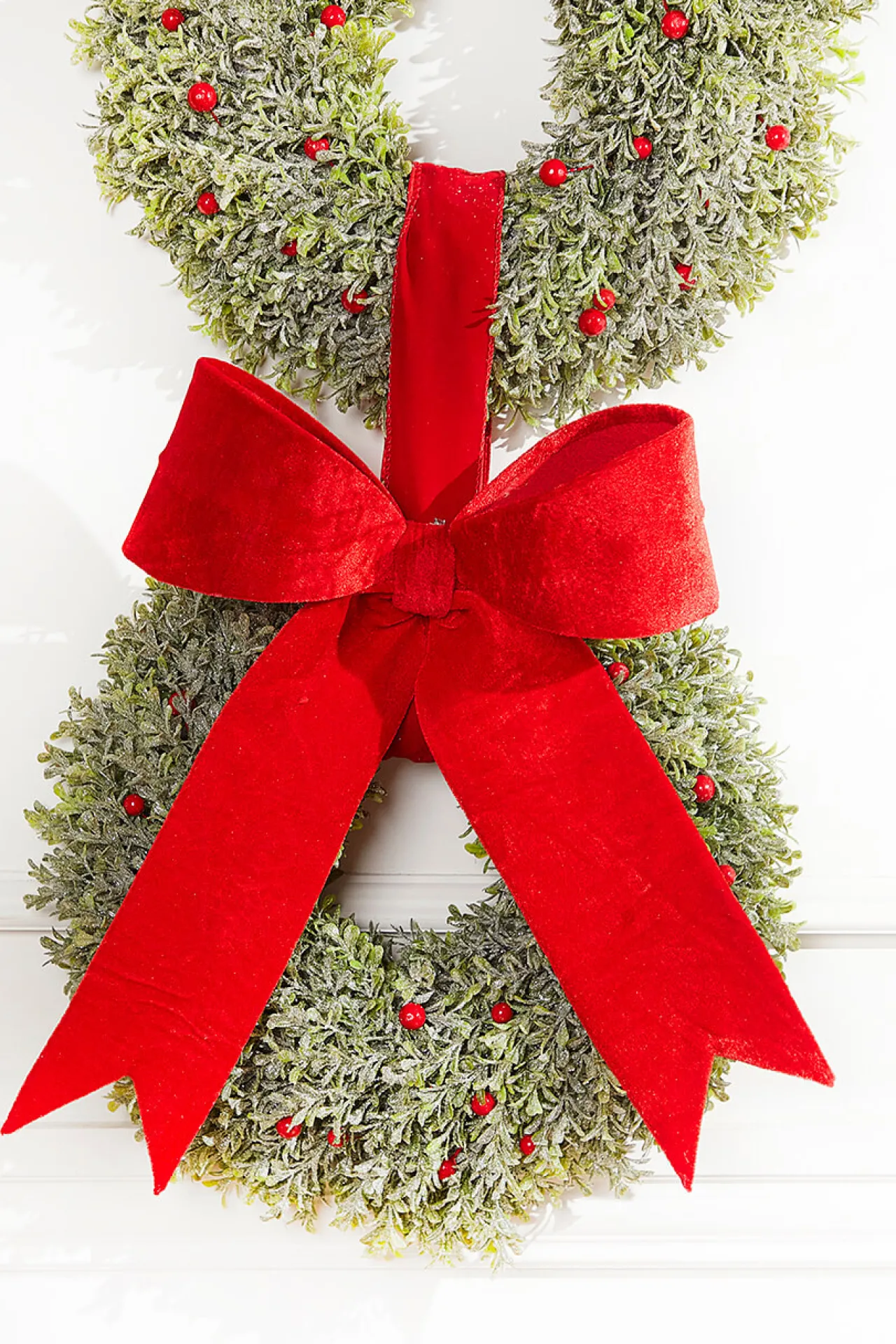 Clearance 16.5” Red Polyester Clip Bow Christmas Accents