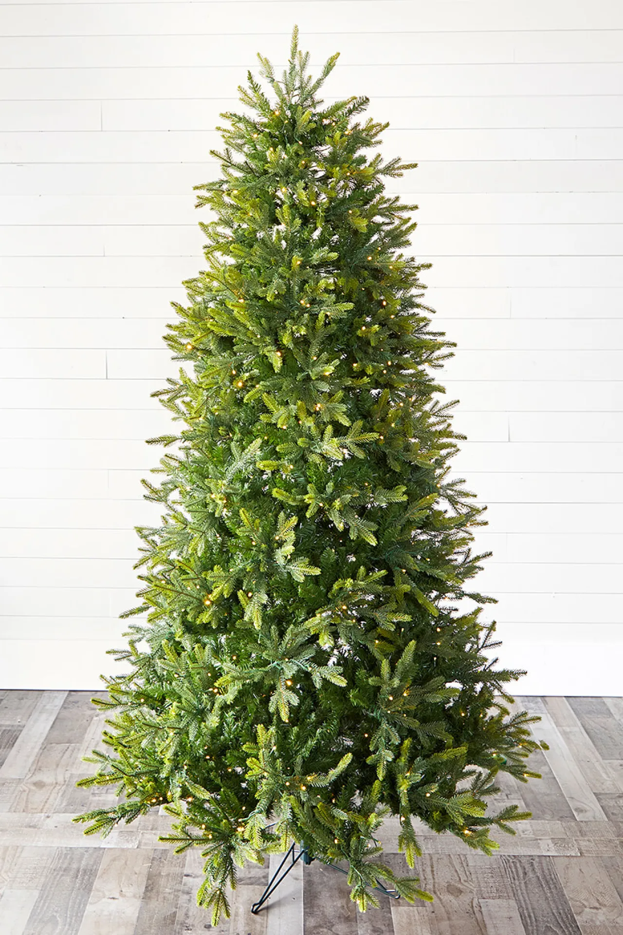 Cheap 7.5' Slim Trinity Pine Artificial Christmas Tree With 700 Color-Changing Lights Christmas Trees|Christmas Trees