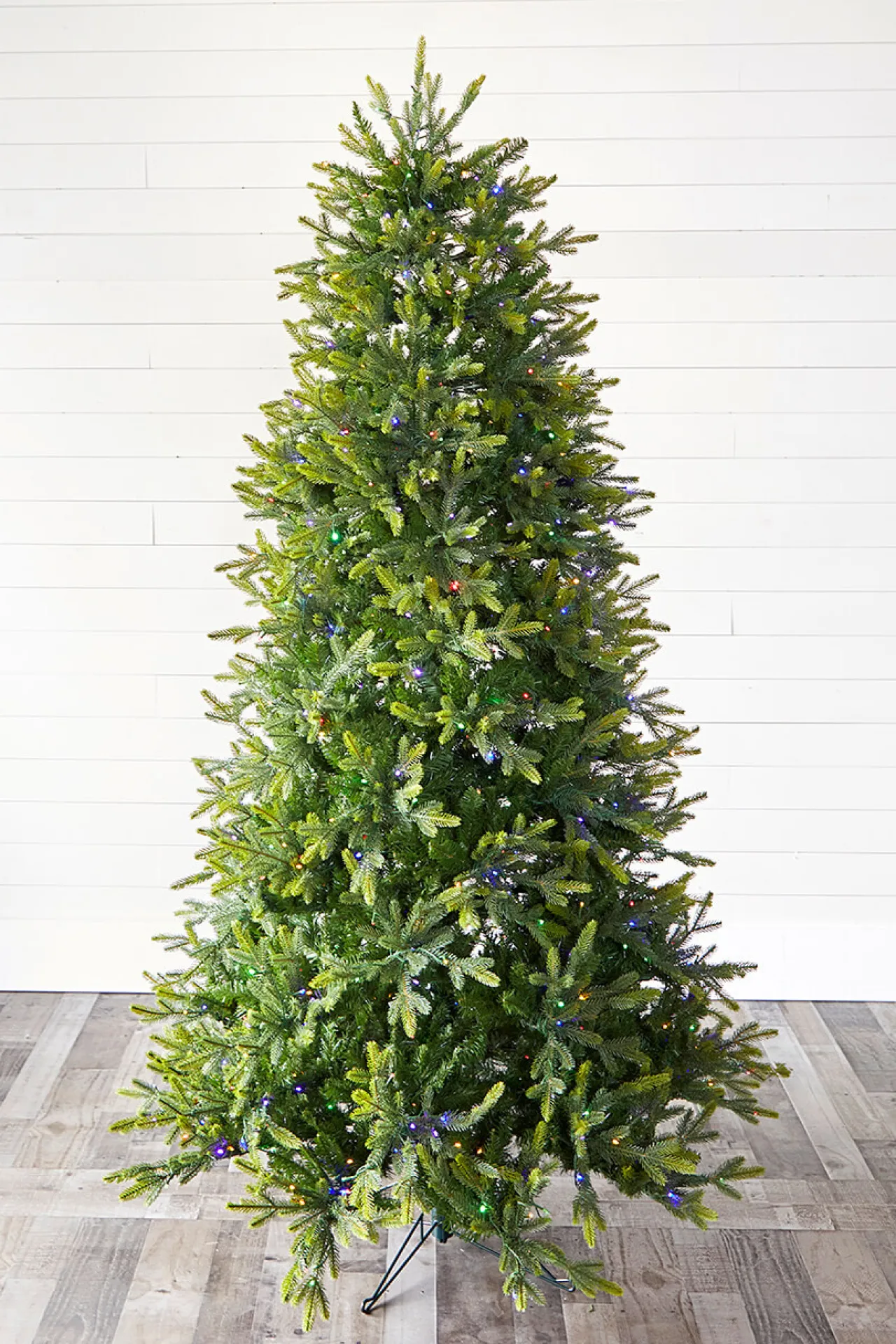 Cheap 7.5' Slim Trinity Pine Artificial Christmas Tree With 700 Color-Changing Lights Christmas Trees|Christmas Trees