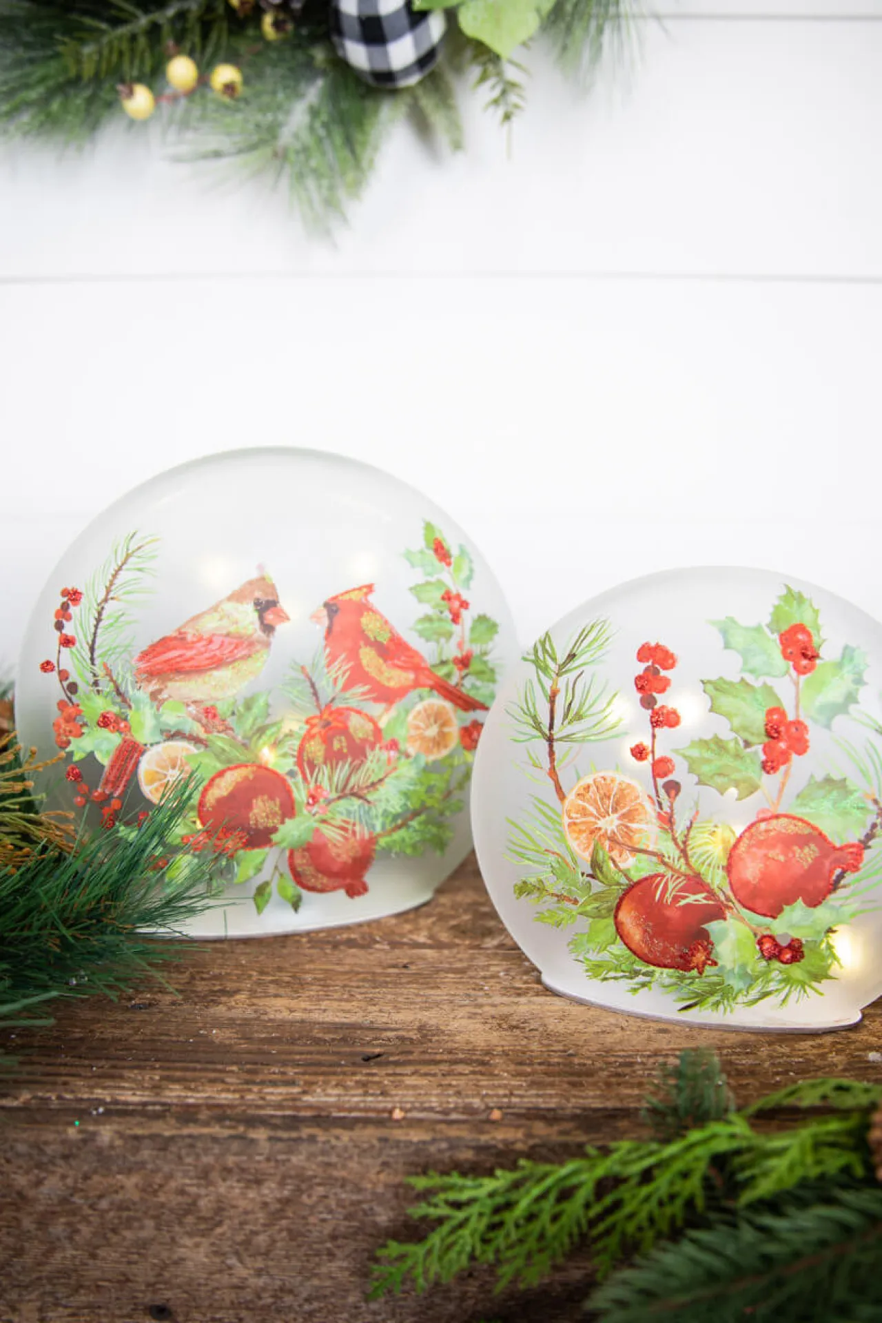 Hot Lighted Glass Disc - Set Of 2 Christmas Accents