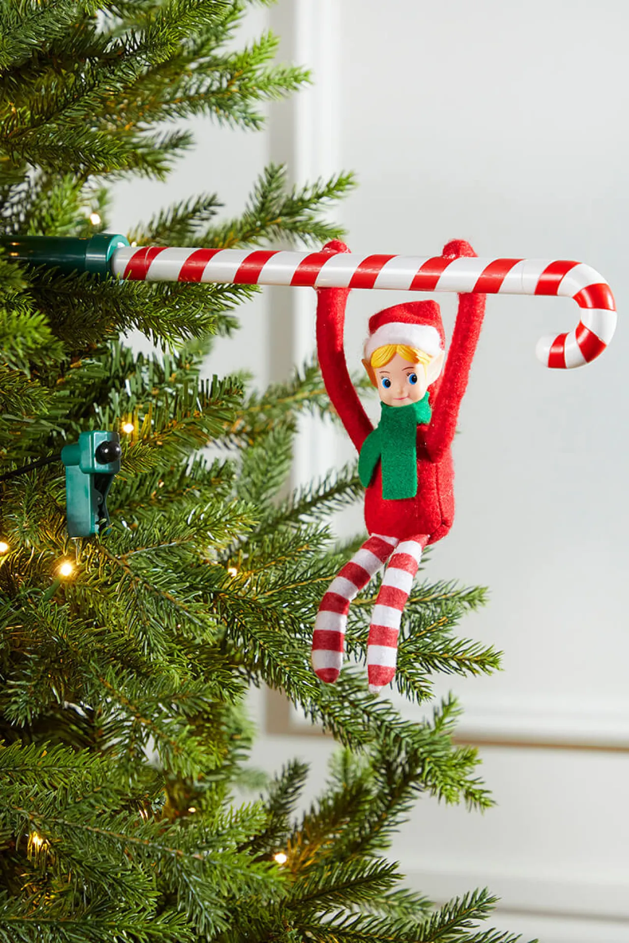Fashion Merry Mischief Maker Acrobat Christmas Accents