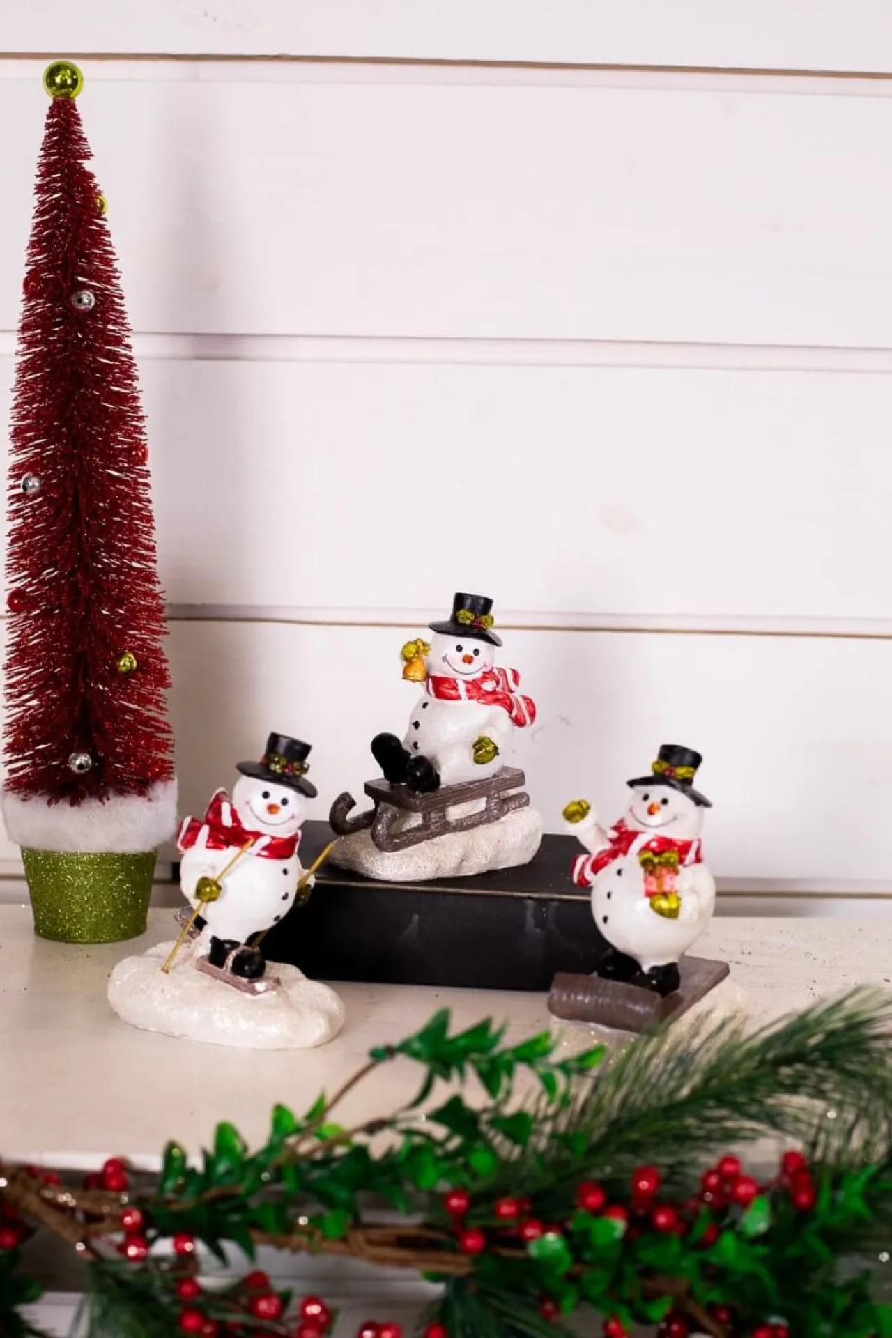Best Resin Playing Jolly Snowman Christmas Accents