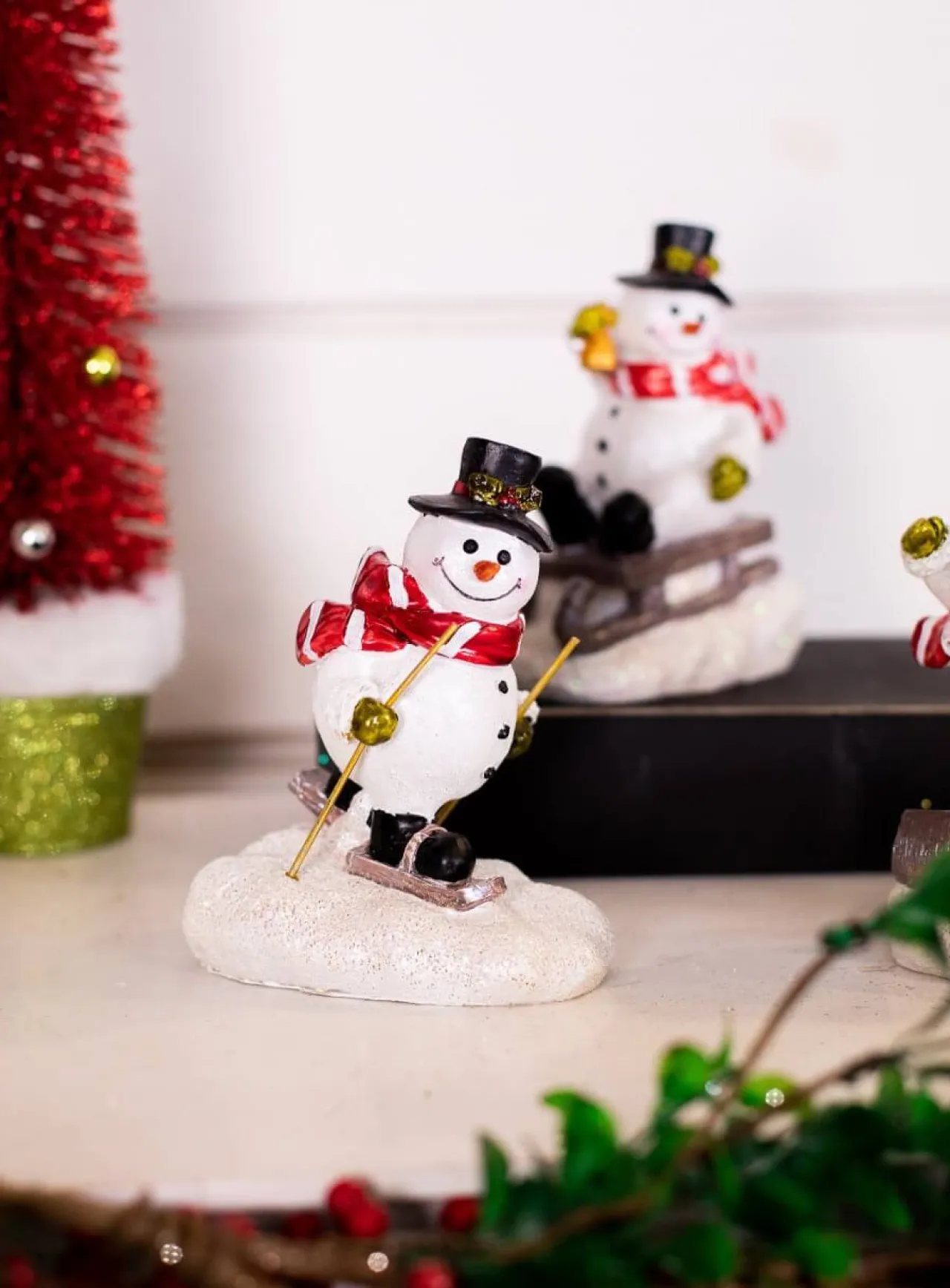 Best Resin Playing Jolly Snowman Christmas Accents